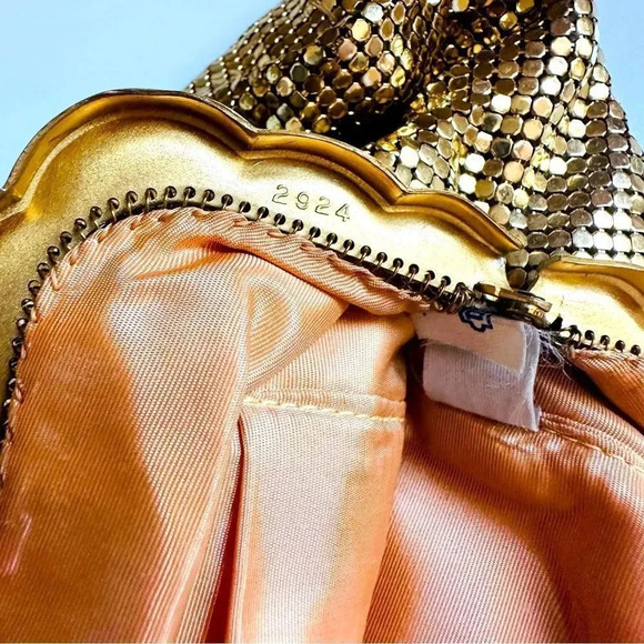 Whiting & Davis Co Vintage Golden Mesh Bag With Rhinestone/Jeweled Clasp - Picture 12 of 13